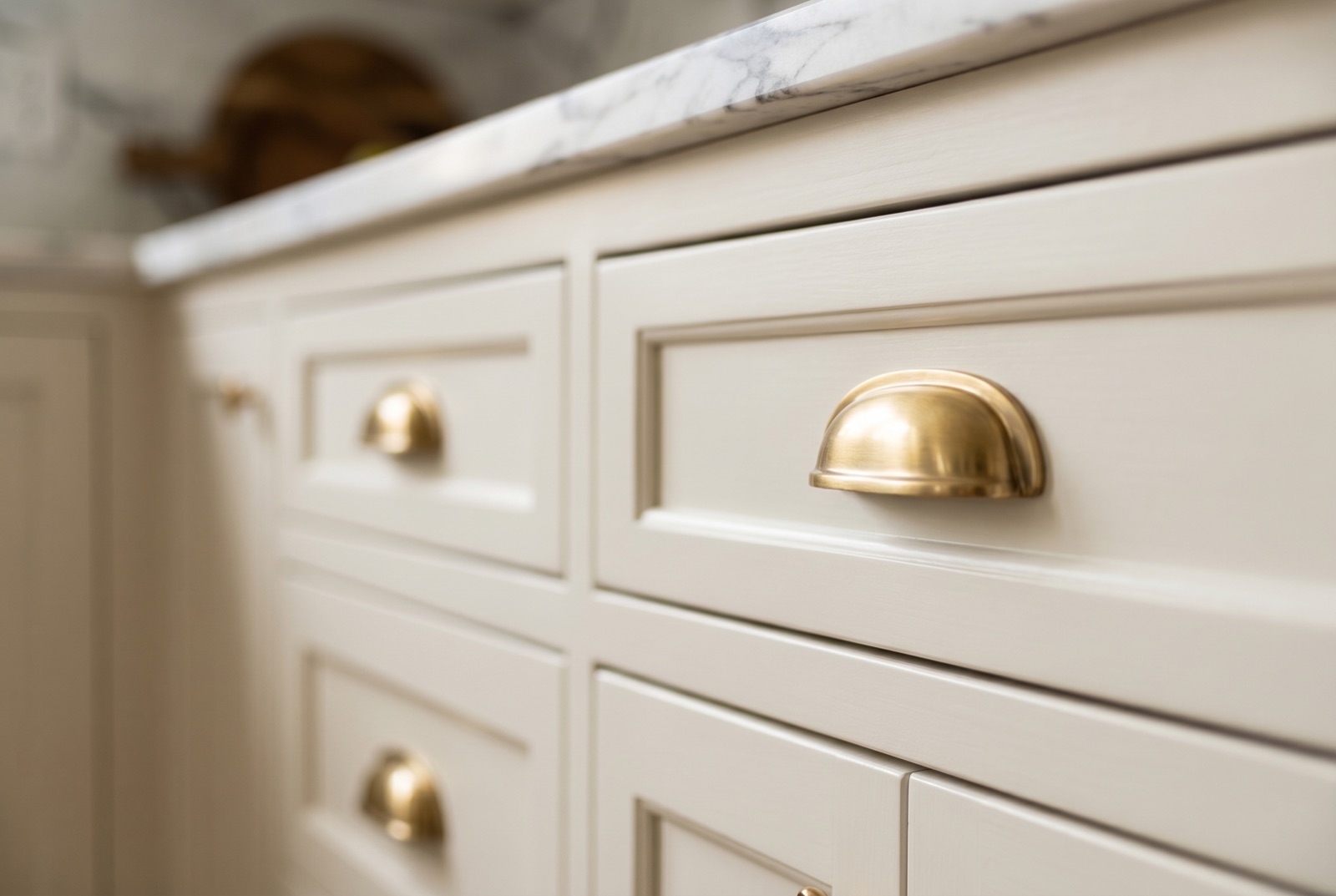 Highland Park Estate — Transitional kitchen, view 3